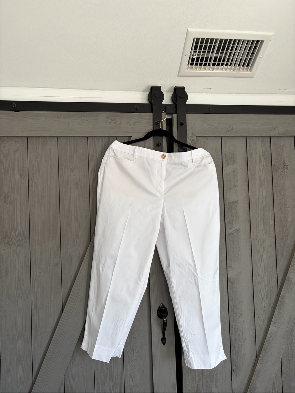 Talbots White women chino  Cropped Pants